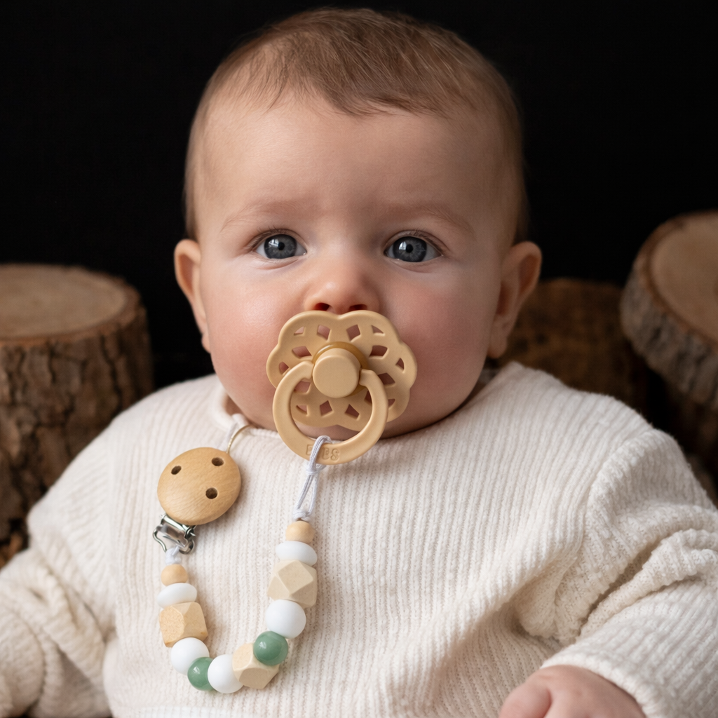 Attache-Tétine AVENTURINE VERTE - Canalisation - Modèle ORIGINE - Bois, Pierre et Silicone sans BPA