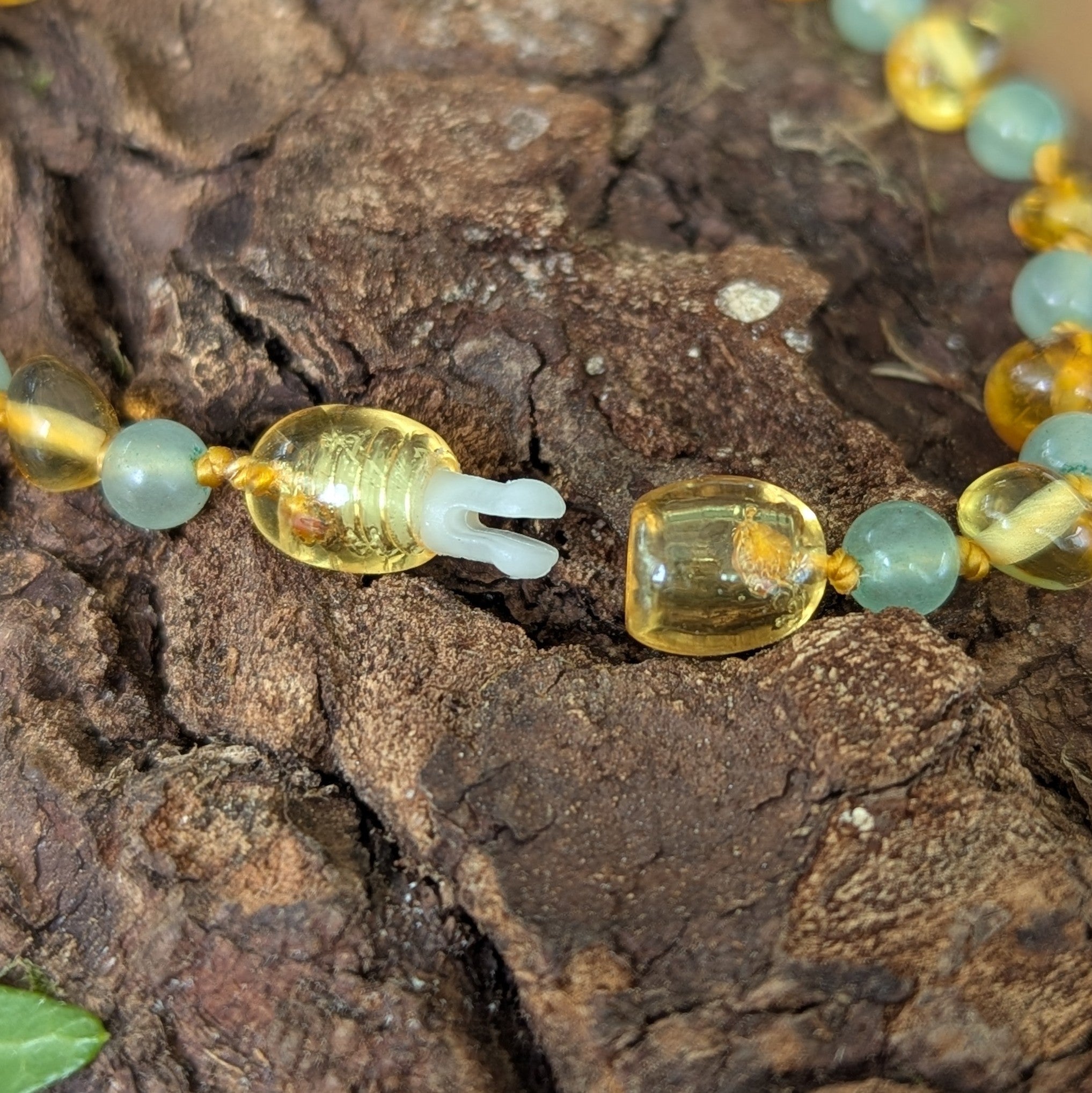 Collier bébé - AMBRE ET SODALITE - Hypersensibilité